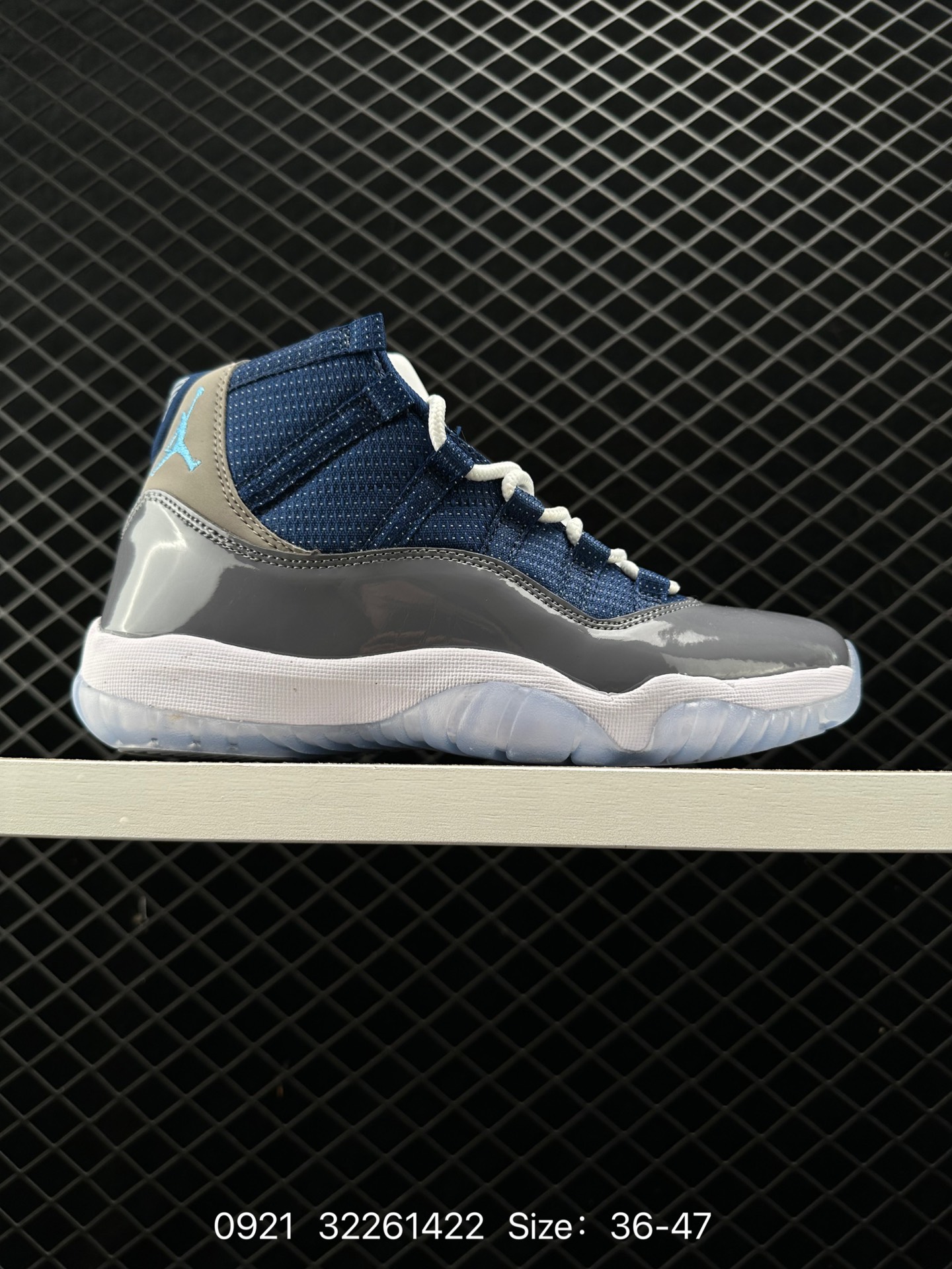 Nike Air Jordan 11 Retro Low”Concord“ Nike Air Jordan 11 Retro Low”Concord“